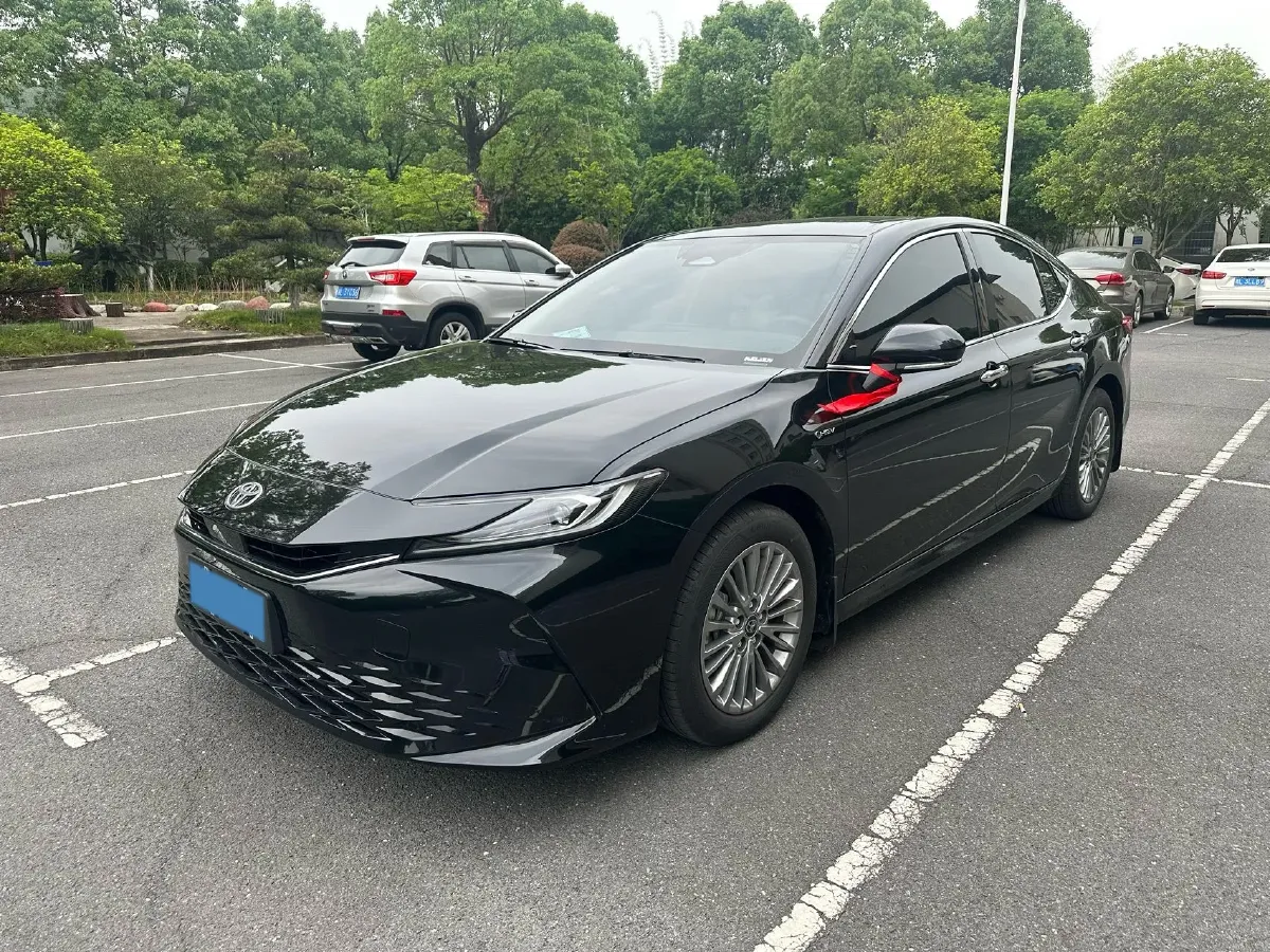 2024 Toyota Camry 2.0L 152HP L4 E-CVT Hybrid,autocango,china used car exporter,china ev exporter,chinese used car exporter,chinese used ev exporter