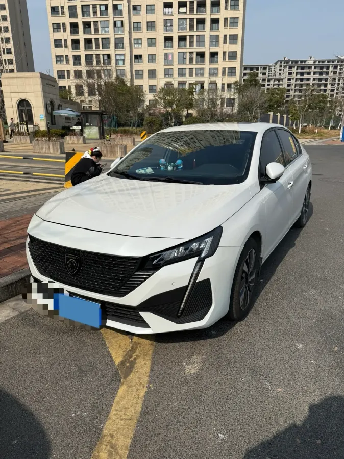 2022 Peugeot 408 1.6T 170HP L4 6AT,autocango,china used car exporter,china ev exporter,chinese used car exporter,chinese used ev exporter