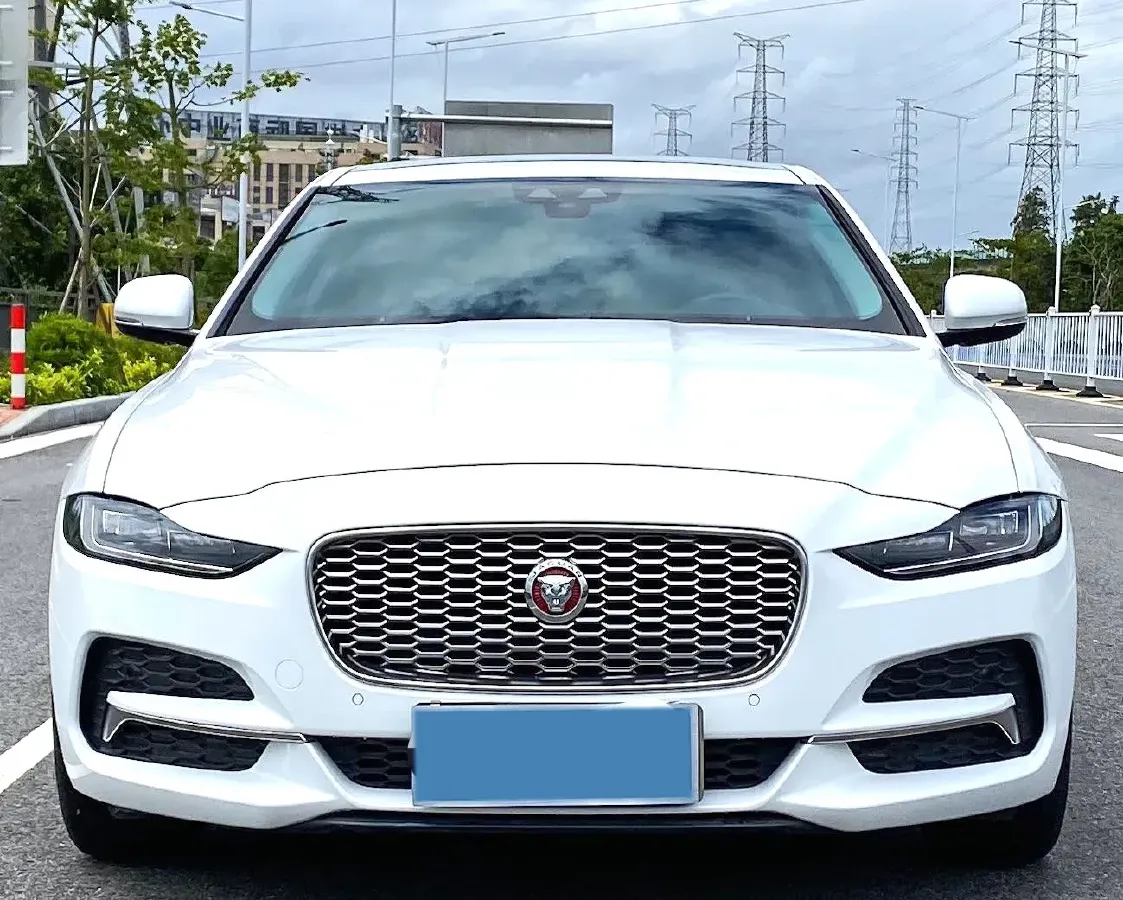 2021 Jaguar XEL 2.0T 250HP L4 8AT,autocango,china used car exporter,china ev exporter,chinese used car exporter,chinese used ev exporter