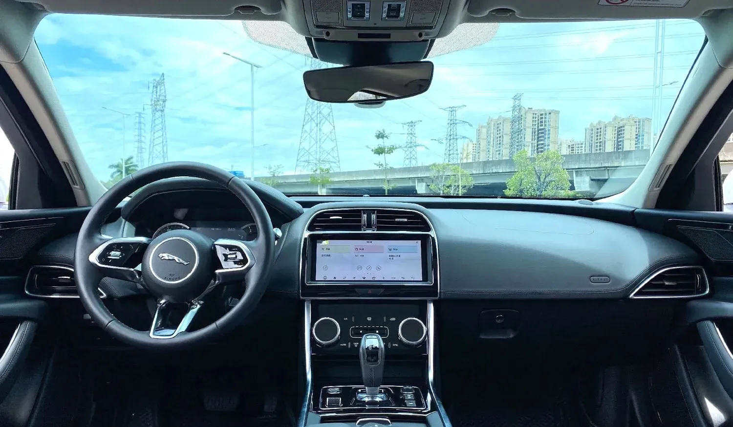 2021 Jaguar XEL 2.0T 250HP L4 8AT,autocango,china used car exporter,china ev exporter,chinese used car exporter,chinese used ev exporter