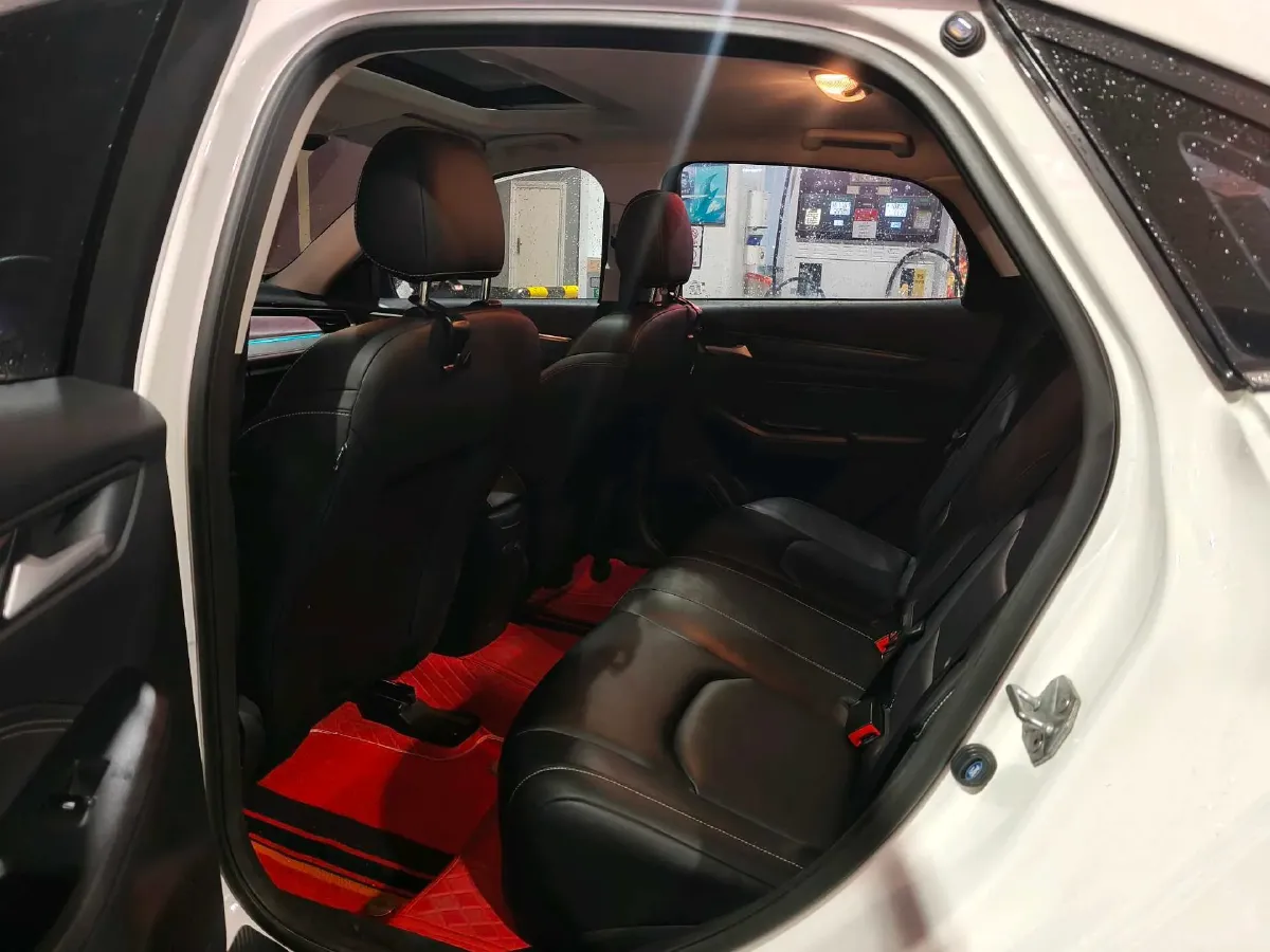 2021 Ford Escort 1.5L 122HP L3 6AT,autocango,china used car exporter,china ev exporter,chinese used car exporter,chinese used ev exporter