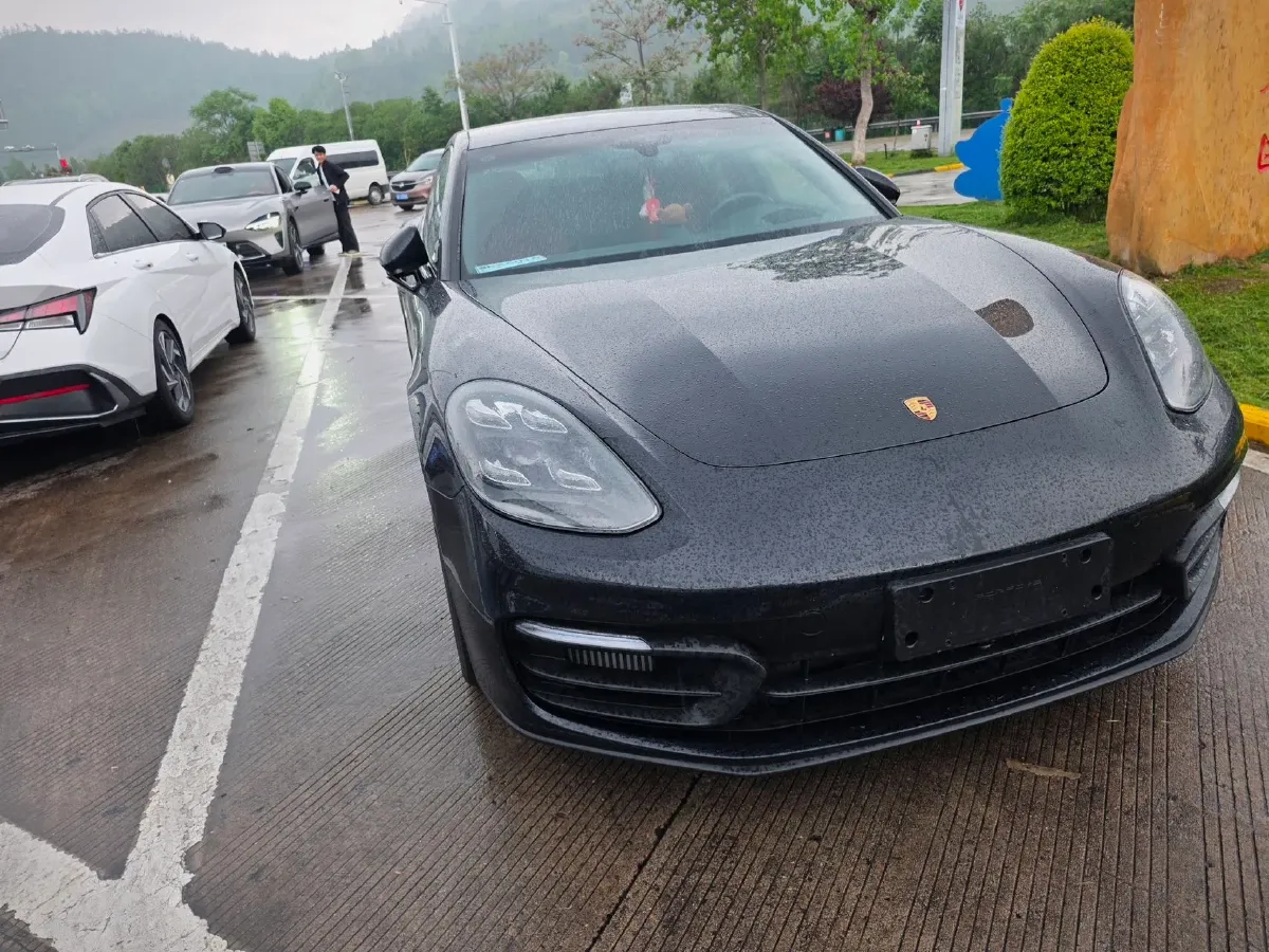 2023 Porsche Panamera 2.9T 330HP V6 8DCT,autocango,china used car exporter,china ev exporter,chinese used car exporter,chinese used ev exporter