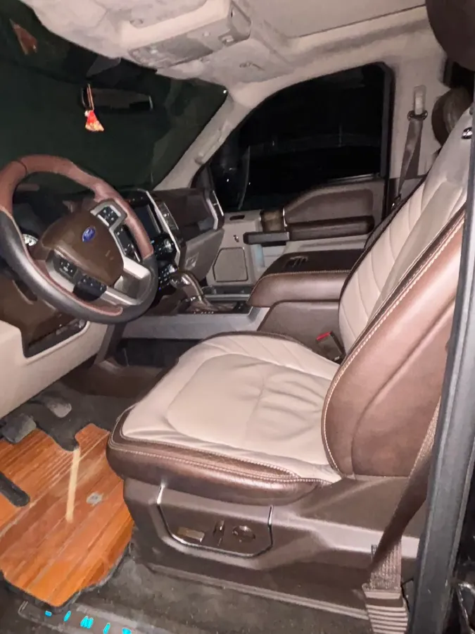 2019 Ford F-150 3.5T 381HP V6 10AT,autocango,china used car exporter,china ev exporter,chinese used car exporter,chinese used ev exporter