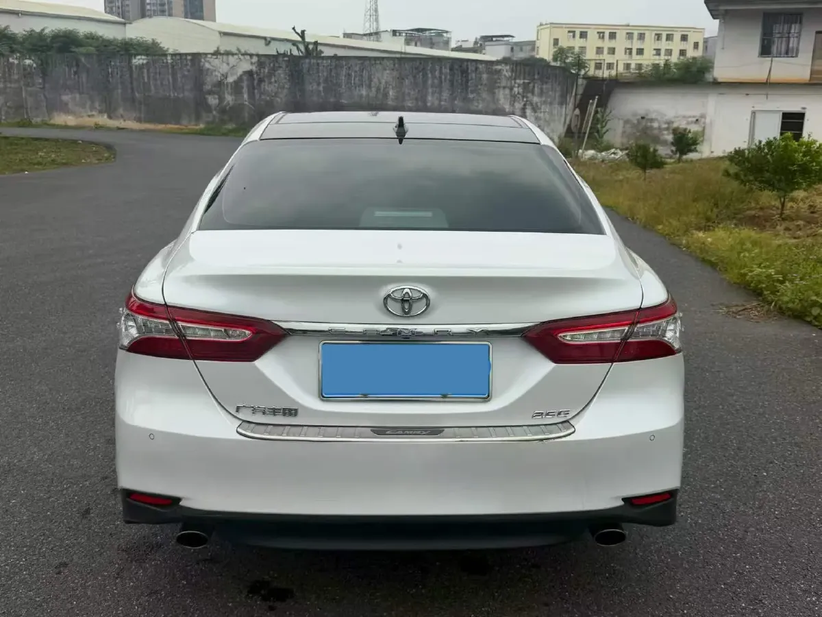 2021 Toyota Camry 2.5L 209HP L4 8AT,autocango,china used car exporter,china ev exporter,chinese used car exporter,chinese used ev exporter