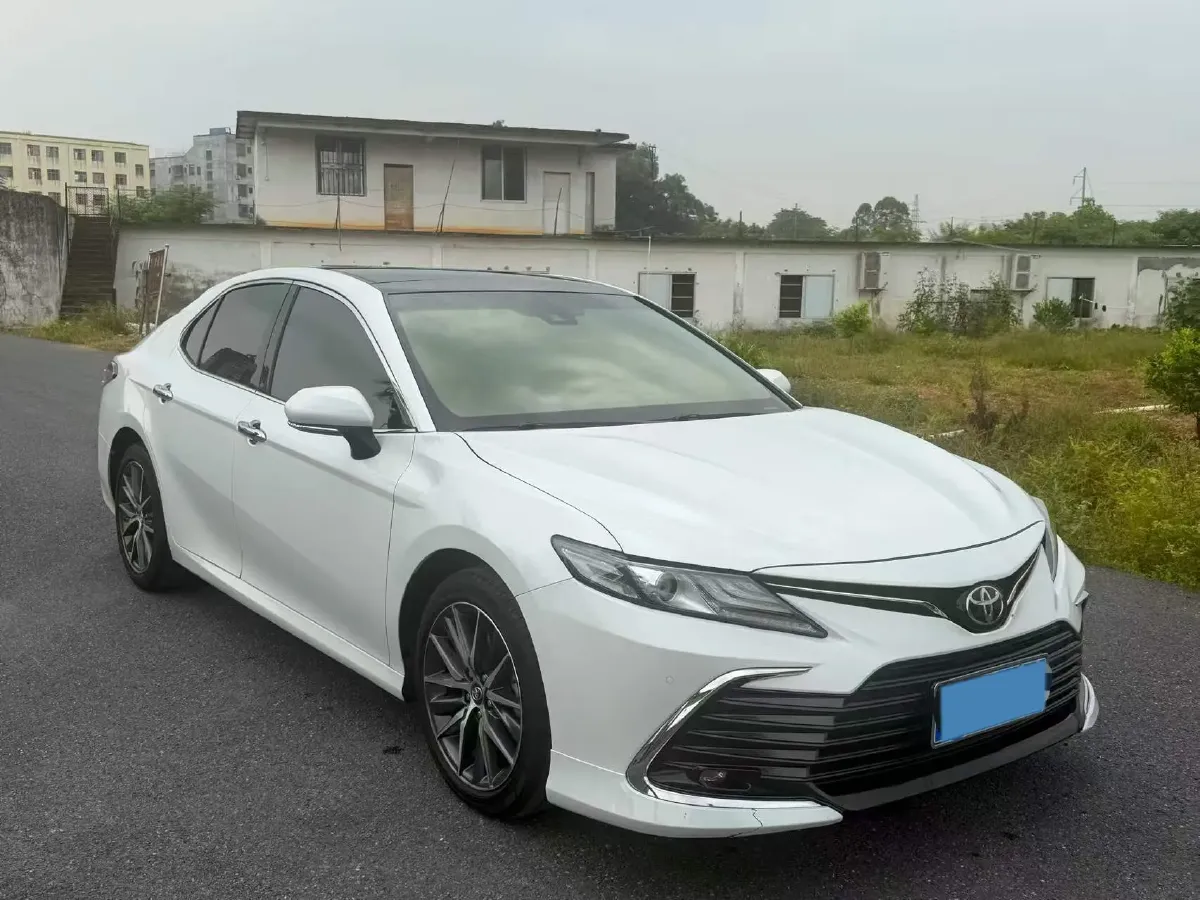 2021 Toyota Camry 2.5L 209HP L4 8AT,autocango,china used car exporter,china ev exporter,chinese used car exporter,chinese used ev exporter