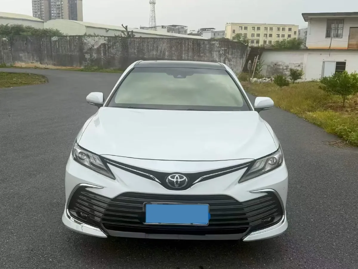 2021 Toyota Camry 2.5L 209HP L4 8AT,autocango,china used car exporter,china ev exporter,chinese used car exporter,chinese used ev exporter