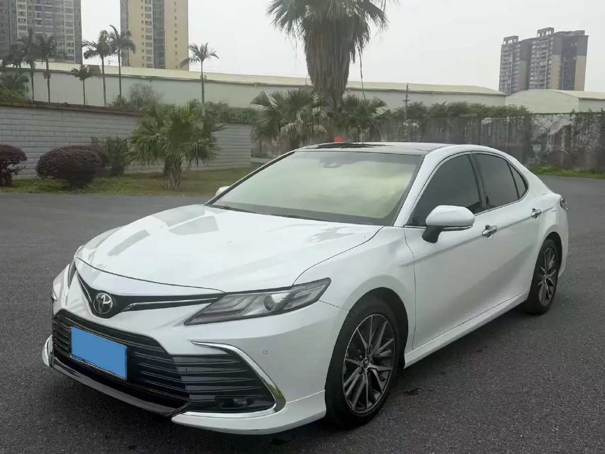 2021 Toyota Camry 2.5L 209HP L4 8AT,autocango,china used car exporter,china ev exporter,chinese used car exporter,chinese used ev exporter