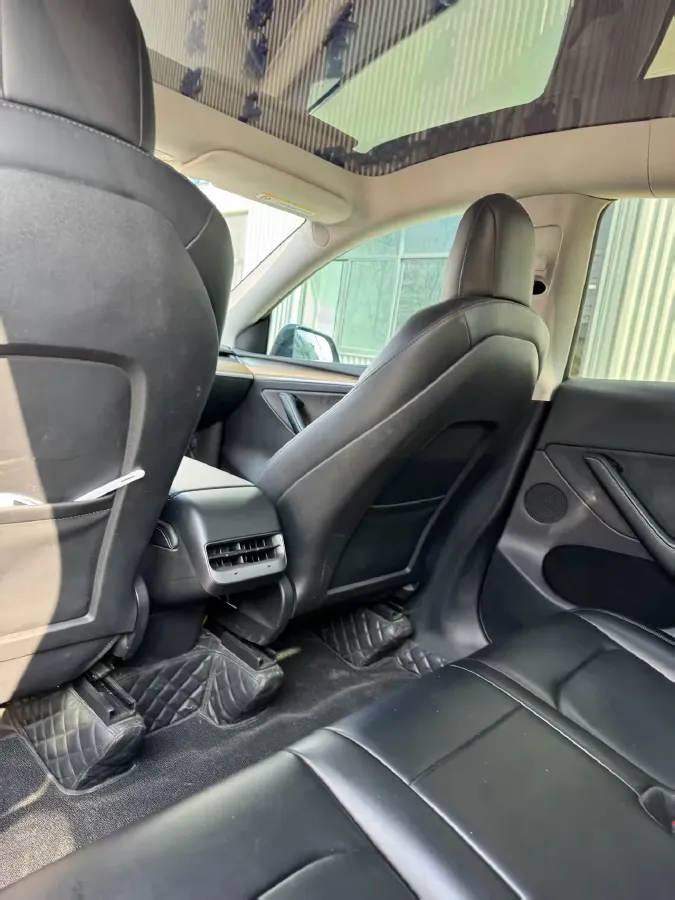 2022 Tesla Model Y BEV 60KWH,autocango,china used car exporter,china ev exporter,chinese used car exporter,chinese used ev exporter