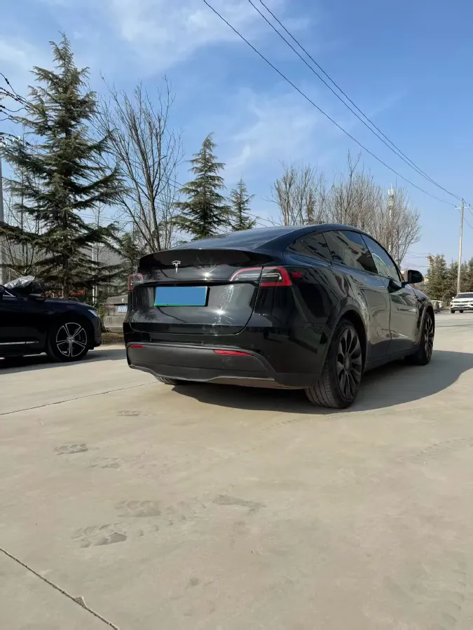 2022 Tesla Model Y BEV 60KWH,autocango,china used car exporter,china ev exporter,chinese used car exporter,chinese used ev exporter