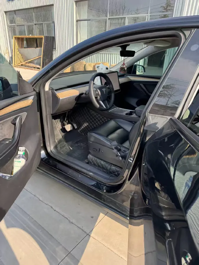 2022 Tesla Model Y BEV 60KWH,autocango,china used car exporter,china ev exporter,chinese used car exporter,chinese used ev exporter