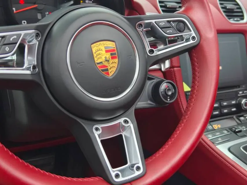2019 Porsche 718 2.0T 300HP H4 7DCT,autocango,china used car exporter,china ev exporter,chinese used car exporter,chinese used ev exporter