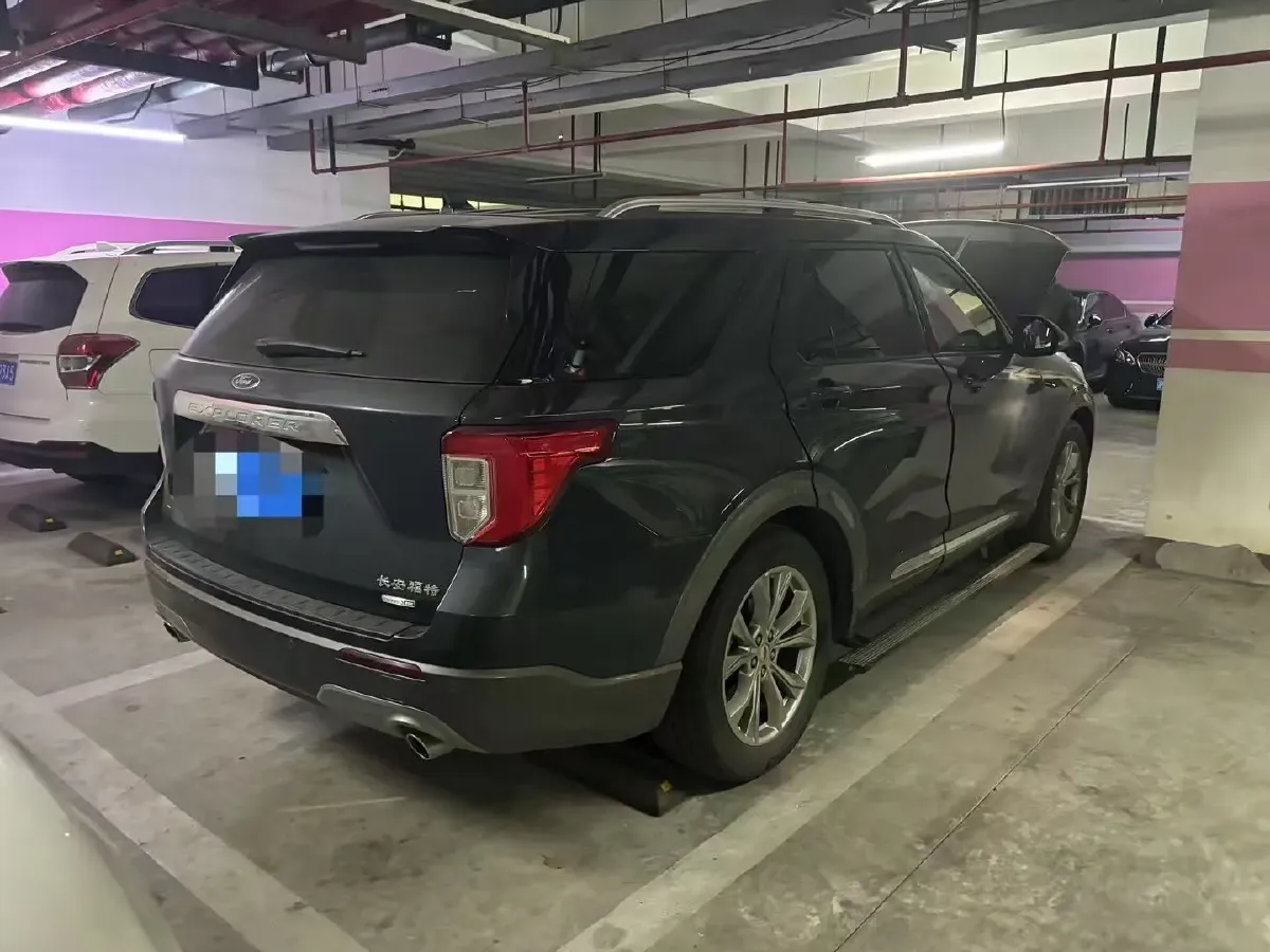 2020 Ford Explorer 2.3T 276HP L4 10AT,autocango,china used car exporter,china ev exporter,chinese used car exporter,chinese used ev exporter