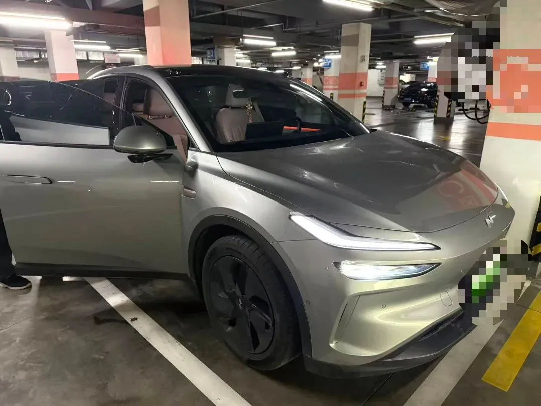 2024 IM L6 BEV 75KWH,autocango,china used car exporter,china ev exporter,chinese used car exporter,chinese used ev exporter