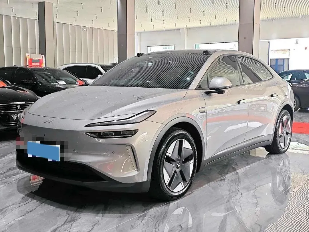 2024 IM L6 BEV 75KWH,autocango,china used car exporter,china ev exporter,chinese used car exporter,chinese used ev exporter