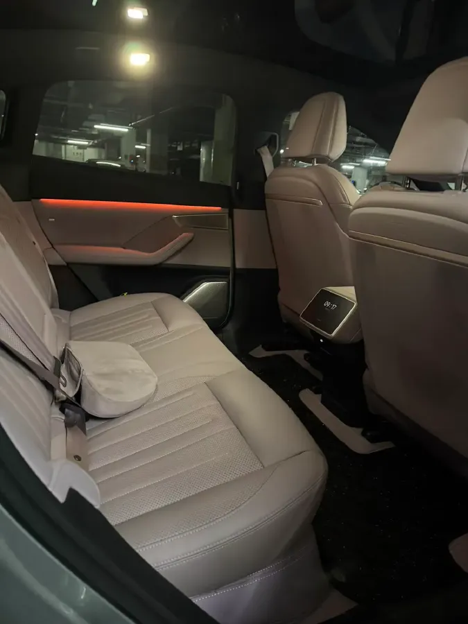 2024 IM L6 BEV 75KWH,autocango,china used car exporter,china ev exporter,chinese used car exporter,chinese used ev exporter