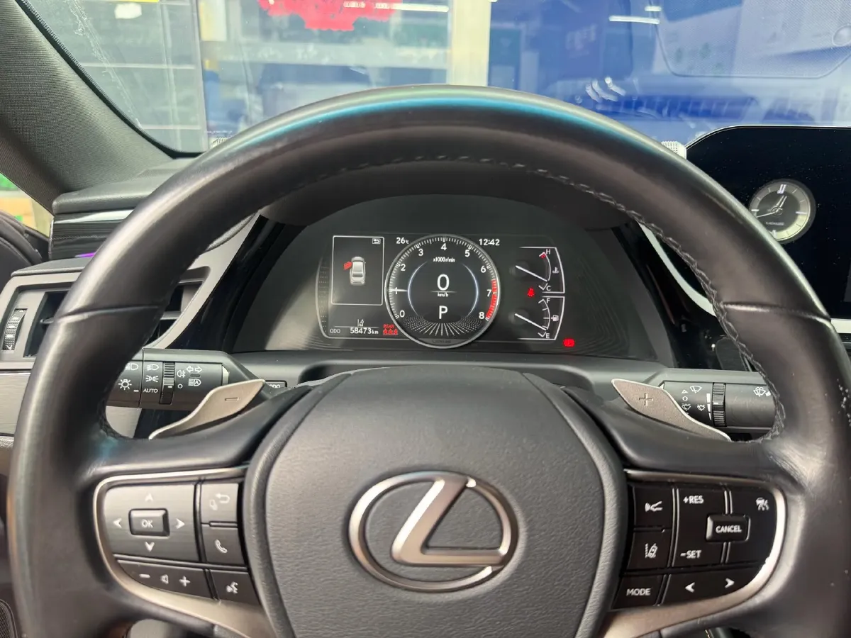 2021 Lexus ES 2.0L 173HP L4 CVT,autocango,china used car exporter,china ev exporter,chinese used car exporter,chinese used ev exporter