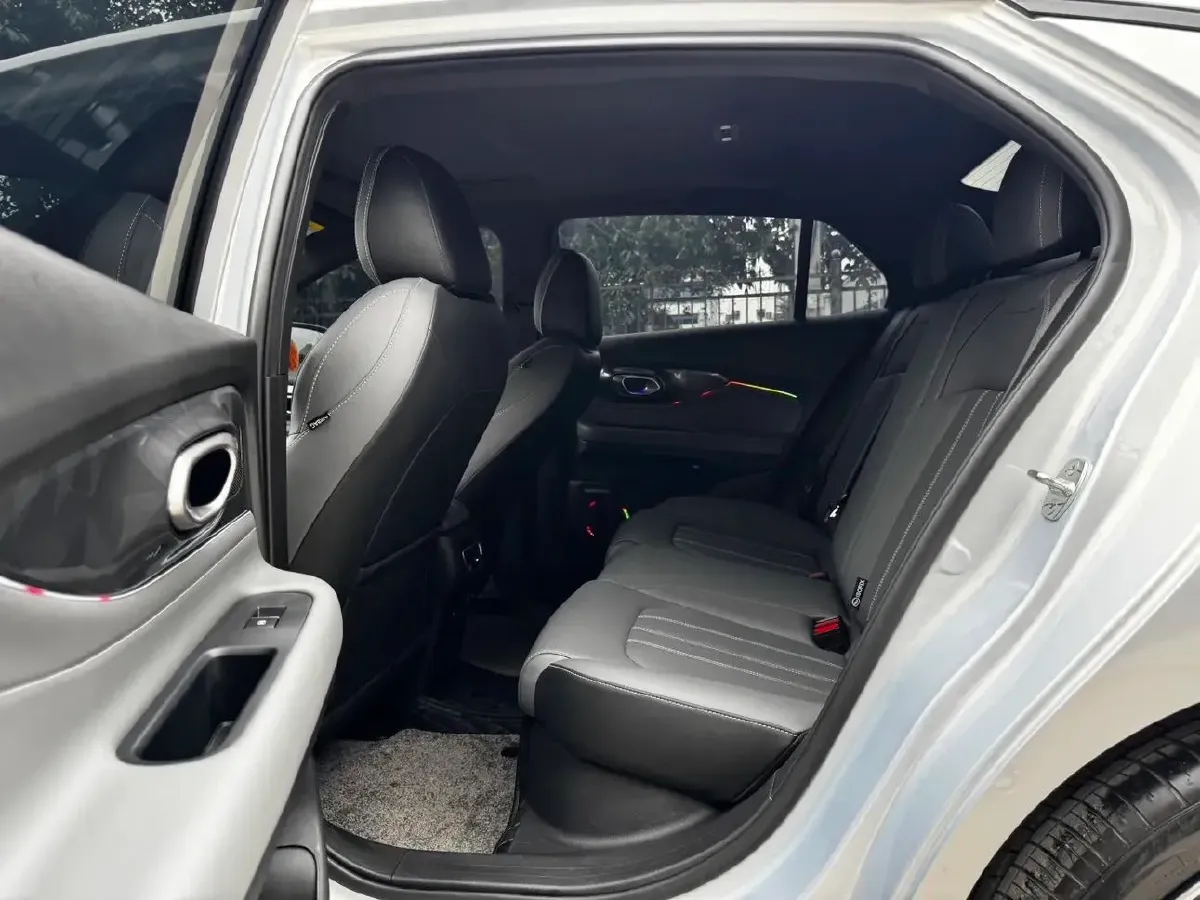 2024 GAC Trumpchi Empow 1.5T 177HP L4 7DCT,autocango,china used car exporter,china ev exporter,chinese used car exporter,chinese used ev exporter