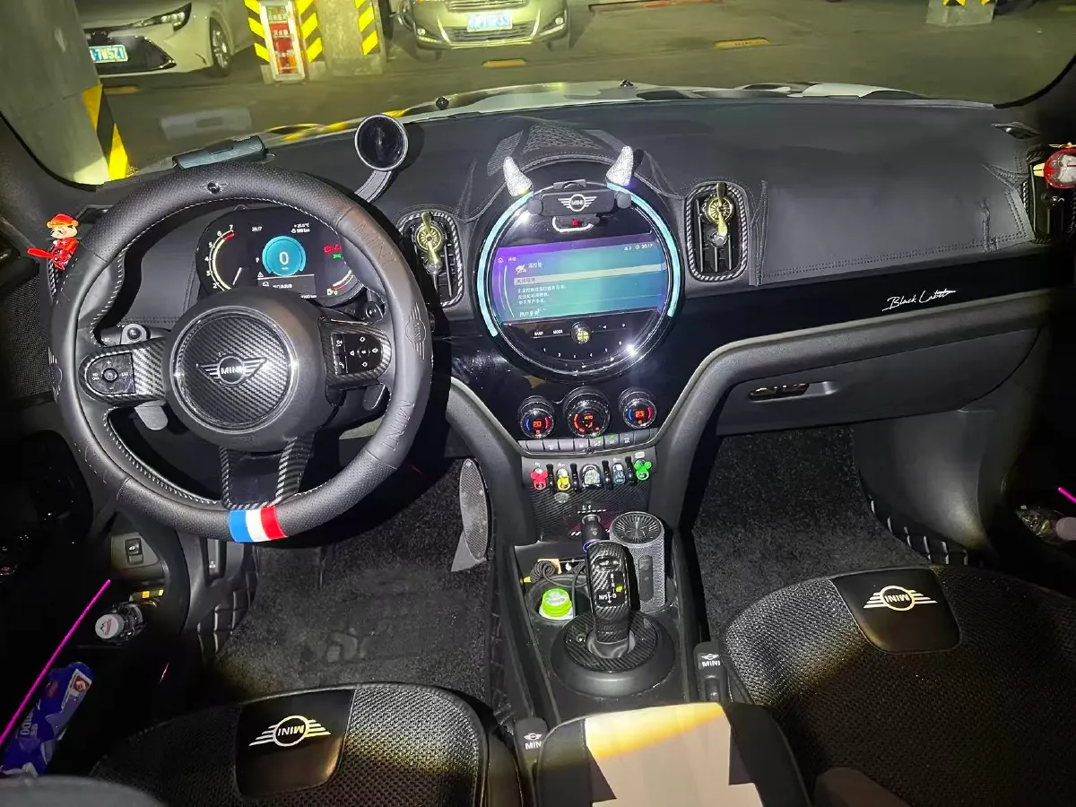 2022 MINI COUNTRYMAN 2.0T 192HP L4 8AT,autocango,china used car exporter,china ev exporter,chinese used car exporter,chinese used ev exporter