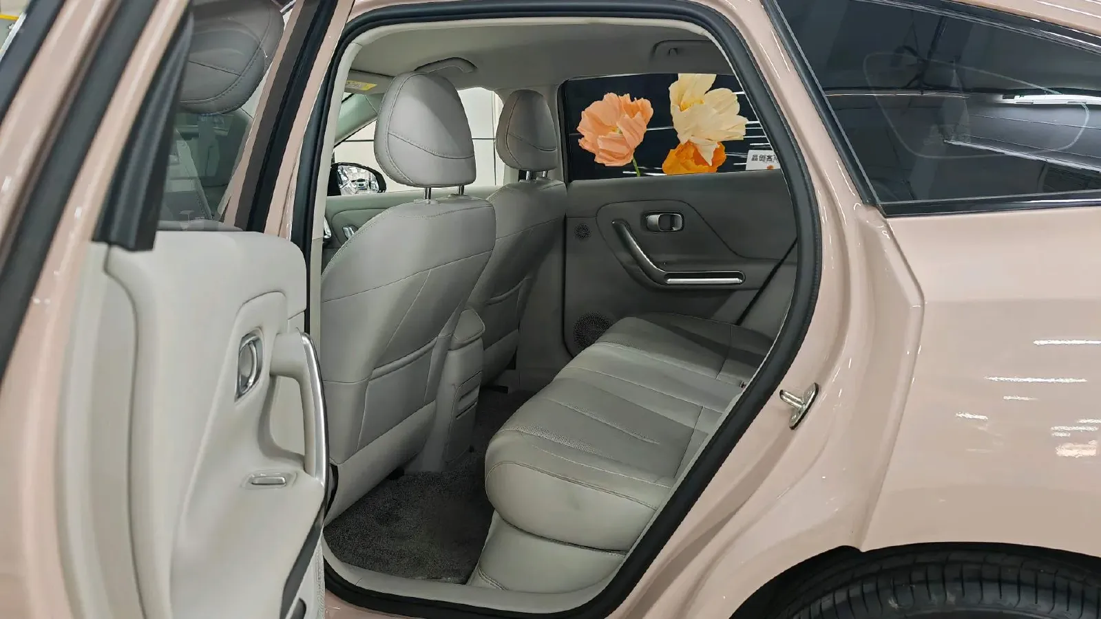 2025 Leapmotor B01 BEV,autocango,china used car exporter,china ev exporter,chinese used car exporter,chinese used ev exporter