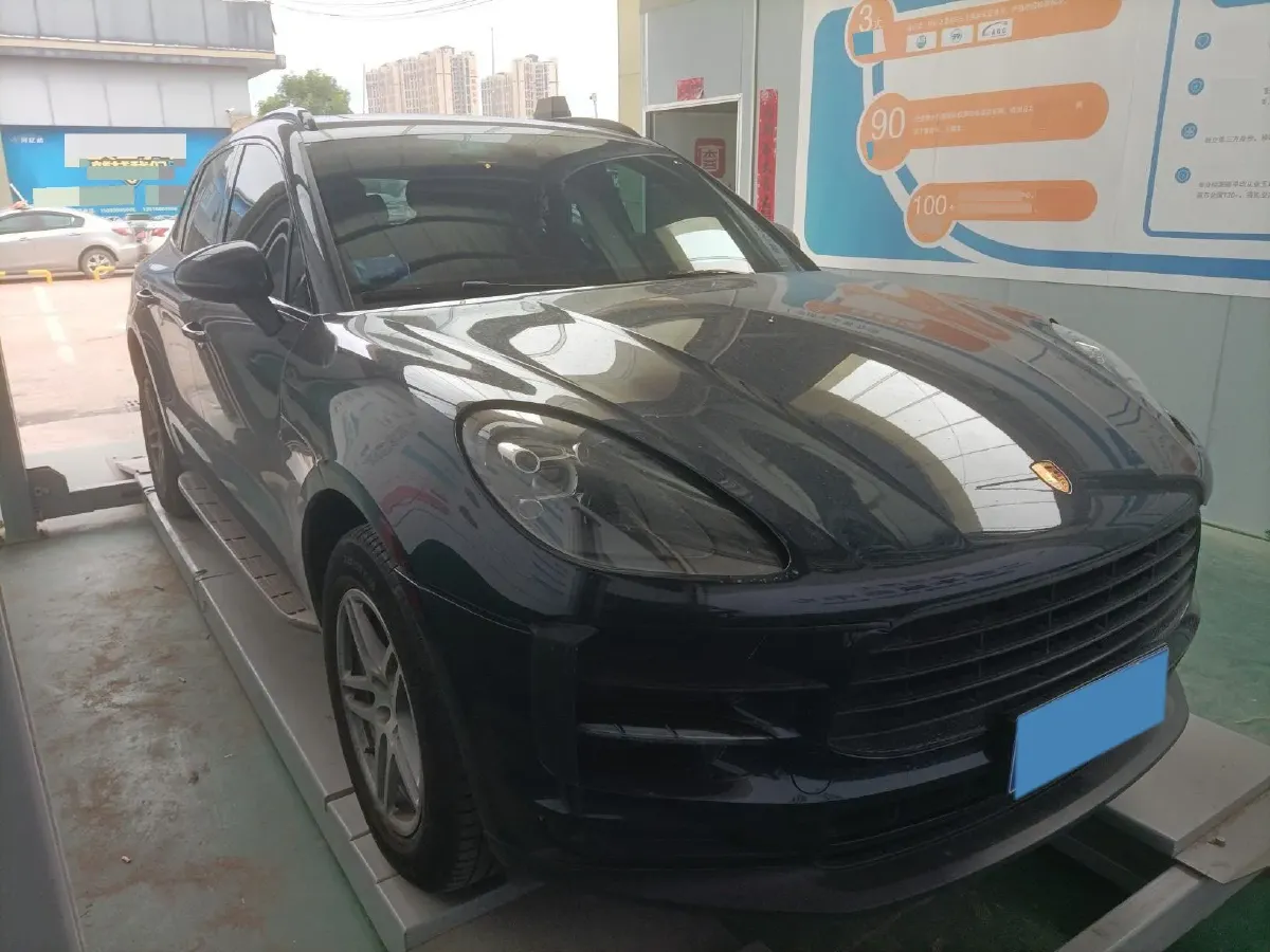 2018 Porsche Macan 2.0T 252HP L4 7DCT,autocango,china used car exporter,china ev exporter,chinese used car exporter,chinese used ev exporter