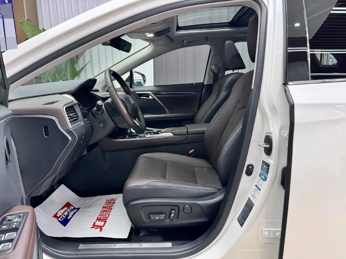 2016 Mercedes-Benz A AMG 2.0T 381HP L4 7DCT,autocango,china used car exporter,china ev exporter,chinese used car exporter,chinese used ev exporter