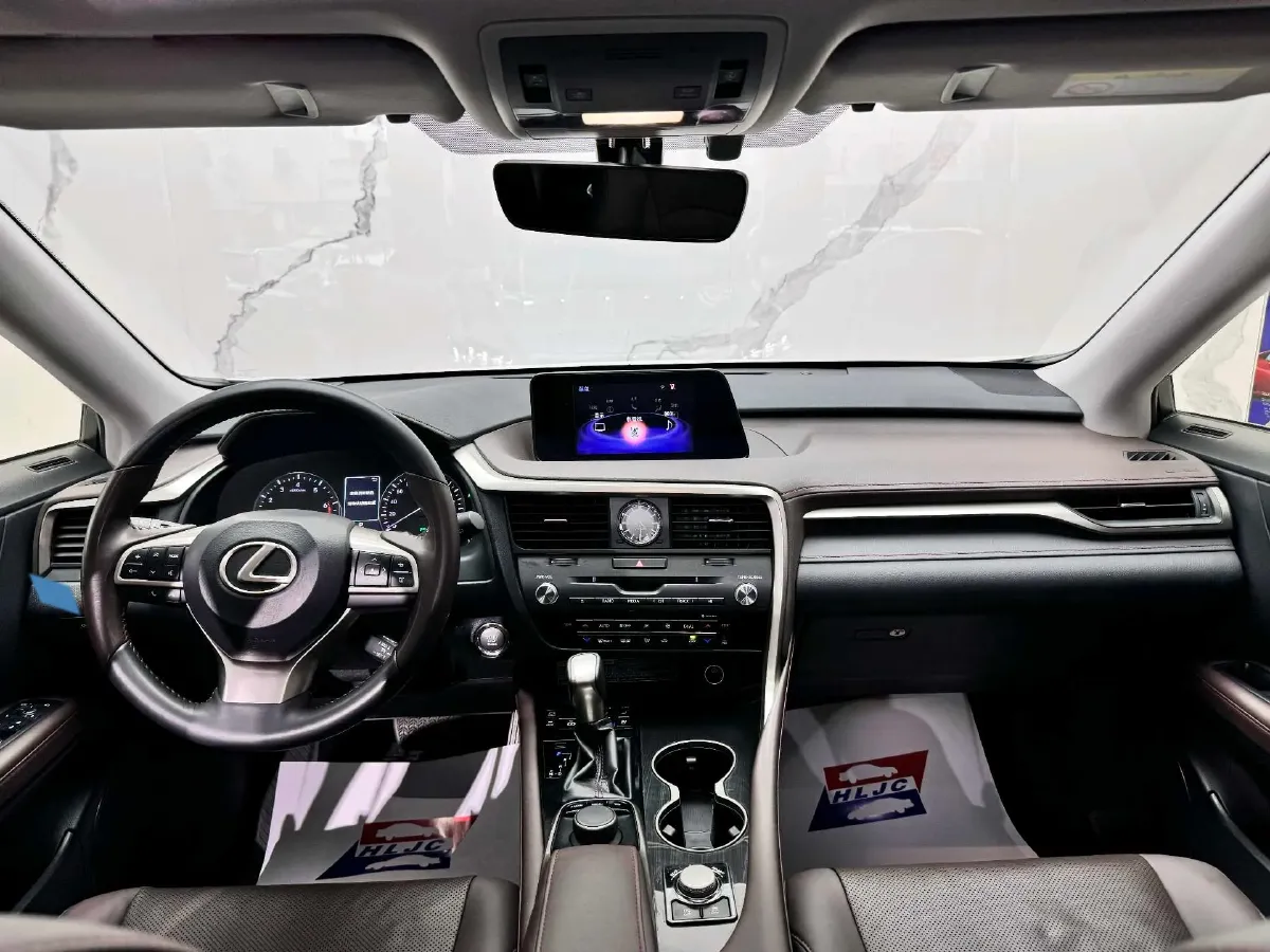 2016 Mercedes-Benz A AMG 2.0T 381HP L4 7DCT,autocango,china used car exporter,china ev exporter,chinese used car exporter,chinese used ev exporter