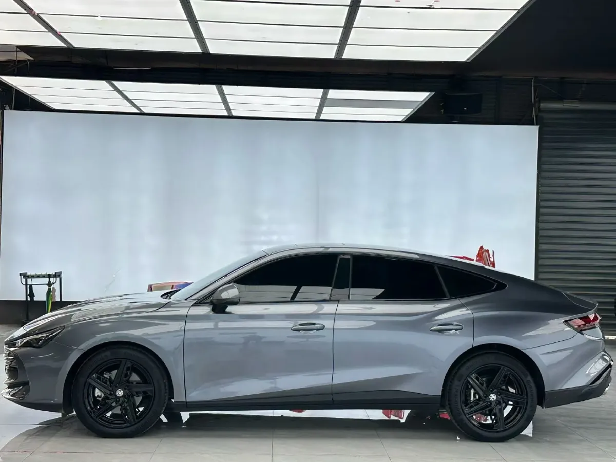 2025 MG 7 1.5T 188HP L4 7DCT,autocango,china used car exporter,china ev exporter,chinese used car exporter,chinese used ev exporter