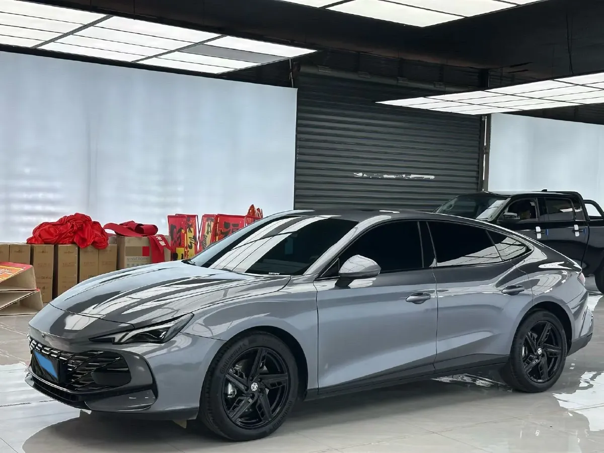 2025 MG 7 1.5T 188HP L4 7DCT,autocango,china used car exporter,china ev exporter,chinese used car exporter,chinese used ev exporter