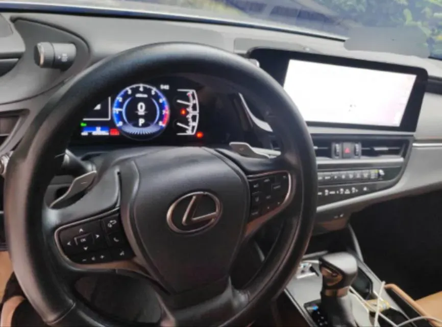 2023 Lexus ES 2.0L 173HP L4 CVT,autocango,china used car exporter,china ev exporter,chinese used car exporter,chinese used ev exporter