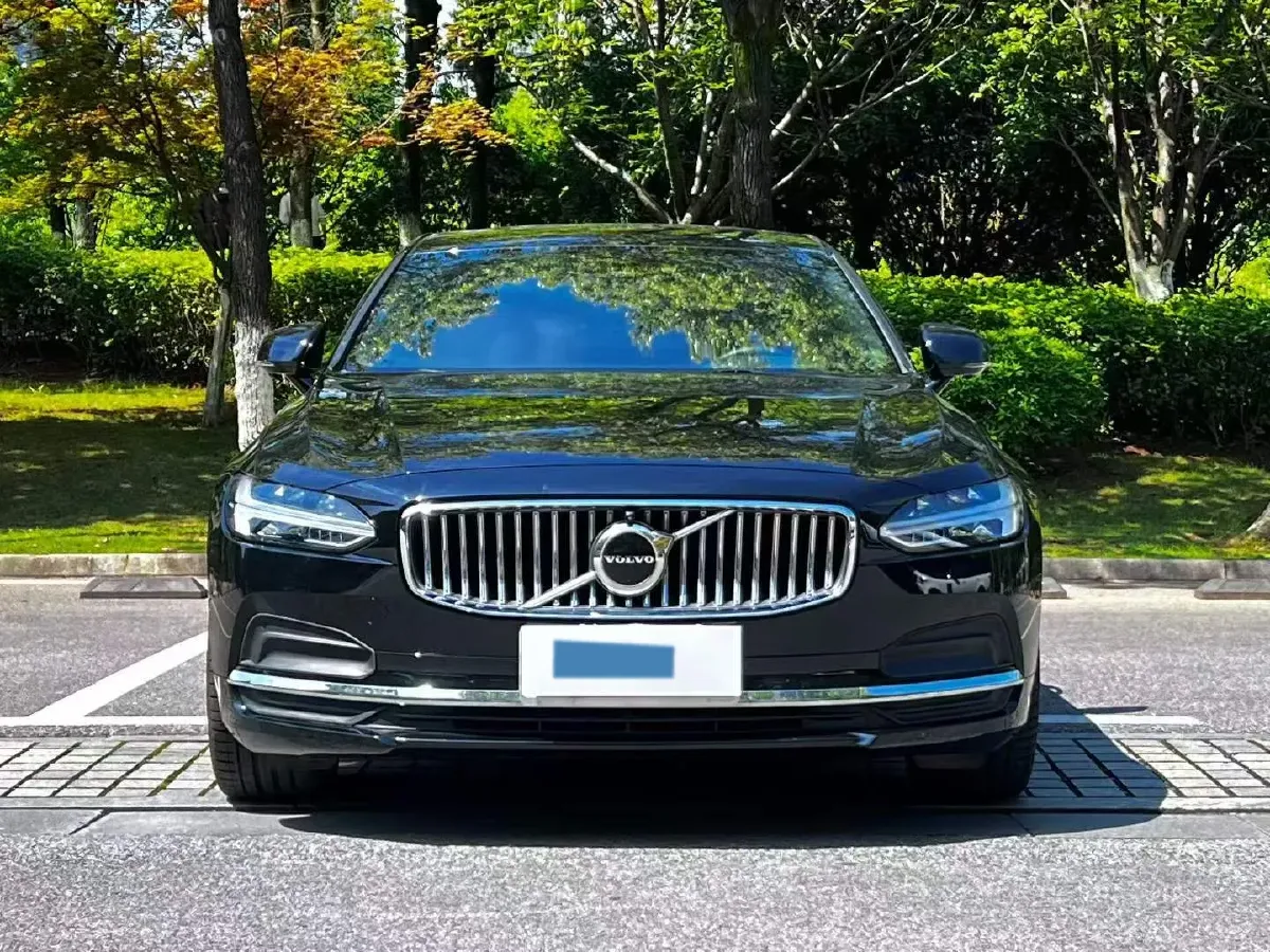 2024 Volvo S90 2.0T 250HP L4 8AT,autocango,china used car exporter,china ev exporter,chinese used car exporter,chinese used ev exporter