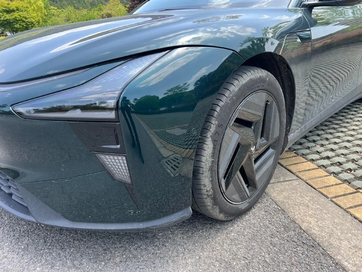2024 JiYue 07 BEV 100KWH,autocango,china used car exporter,china ev exporter,chinese used car exporter,chinese used ev exporter