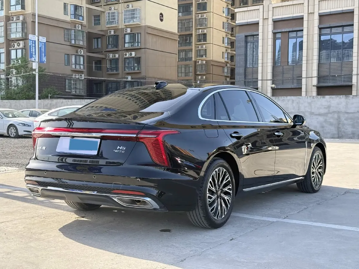 2024 HongQi H5 2.0T 224HP L4 8AT,autocango,china used car exporter,china ev exporter,chinese used car exporter,chinese used ev exporter