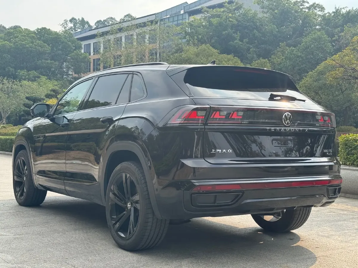 2024 Volkswagen Teramont 2.0T 220HP L4 7DCT,autocango,china used car exporter,china ev exporter,chinese used car exporter,chinese used ev exporter