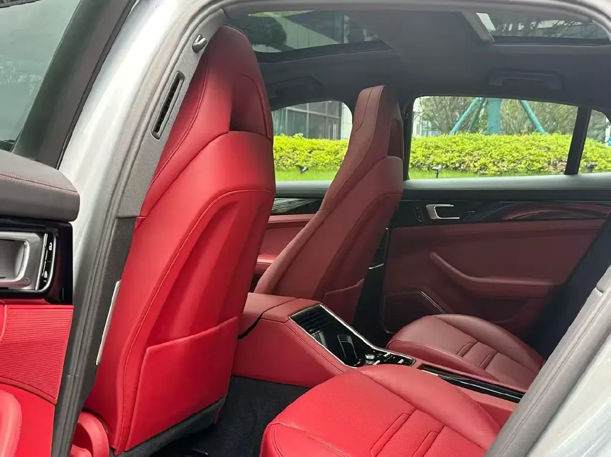 2021 Porsche Panamera 2.9T 330HP V6 8DCT,autocango,china used car exporter,china ev exporter,chinese used car exporter,chinese used ev exporter