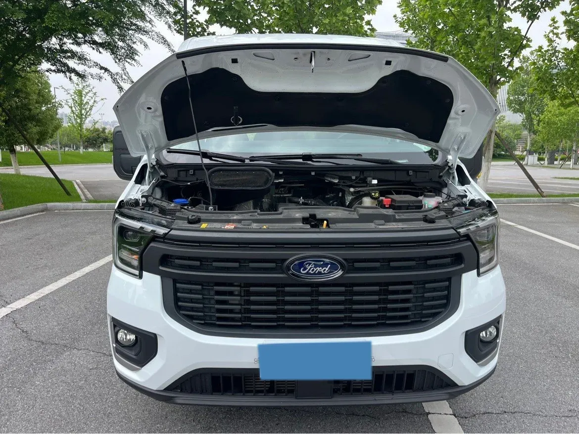 2024 Ford TransitT8 2.0T 154HP L4 6MT,autocango,china used car exporter,china ev exporter,chinese used car exporter,chinese used ev exporter