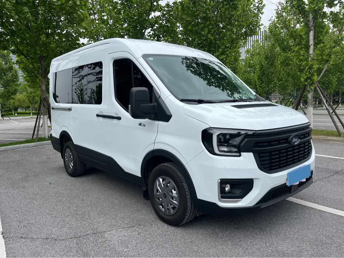 2024 Ford TransitT8 2.0T 154HP L4 6MT,autocango,china used car exporter,china ev exporter,chinese used car exporter,chinese used ev exporter