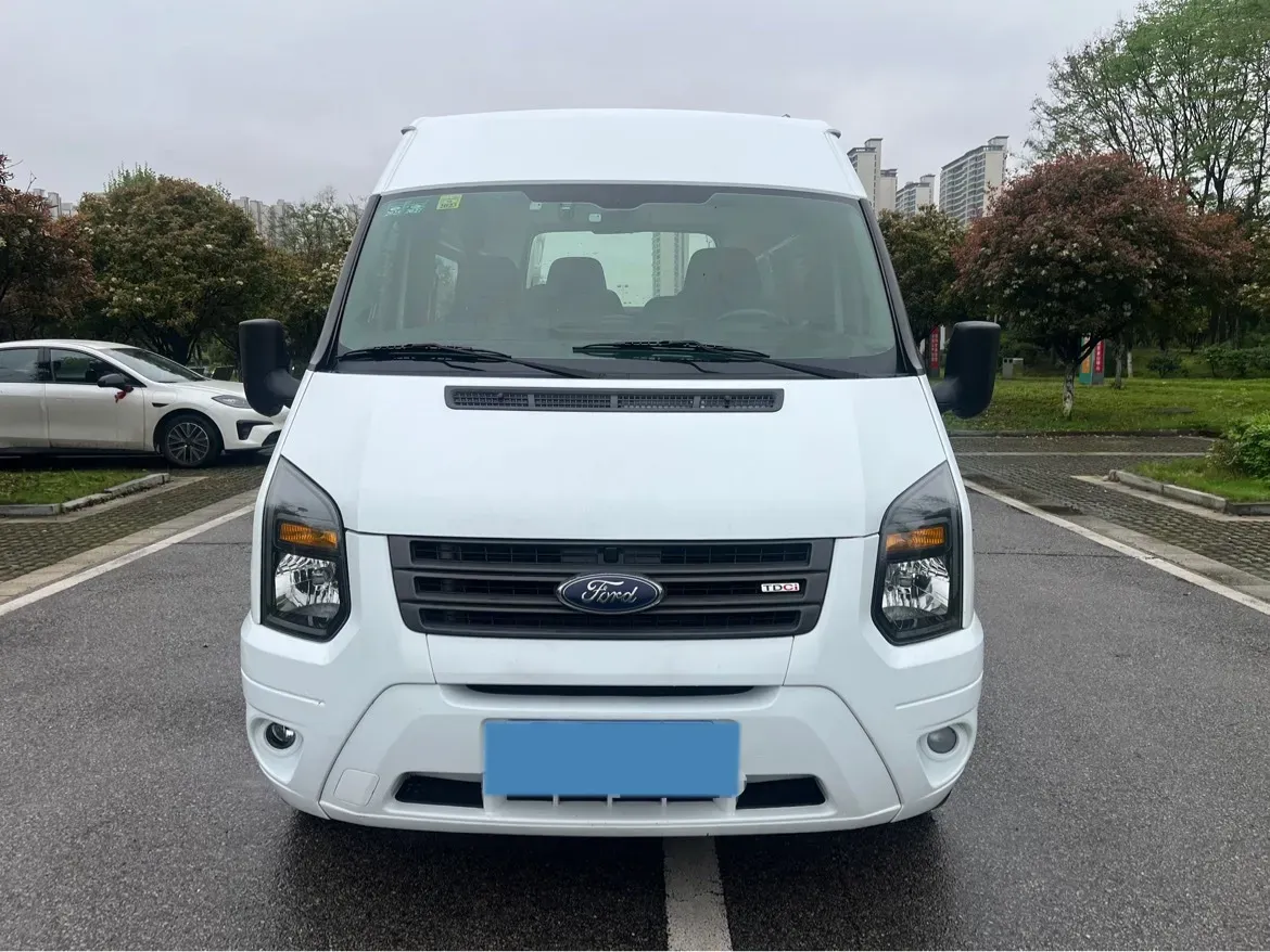 2019 Golden Dragon LingTe 3.0T 150HP L4 6MT,autocango,china used car exporter,china ev exporter,chinese used car exporter,chinese used ev exporter