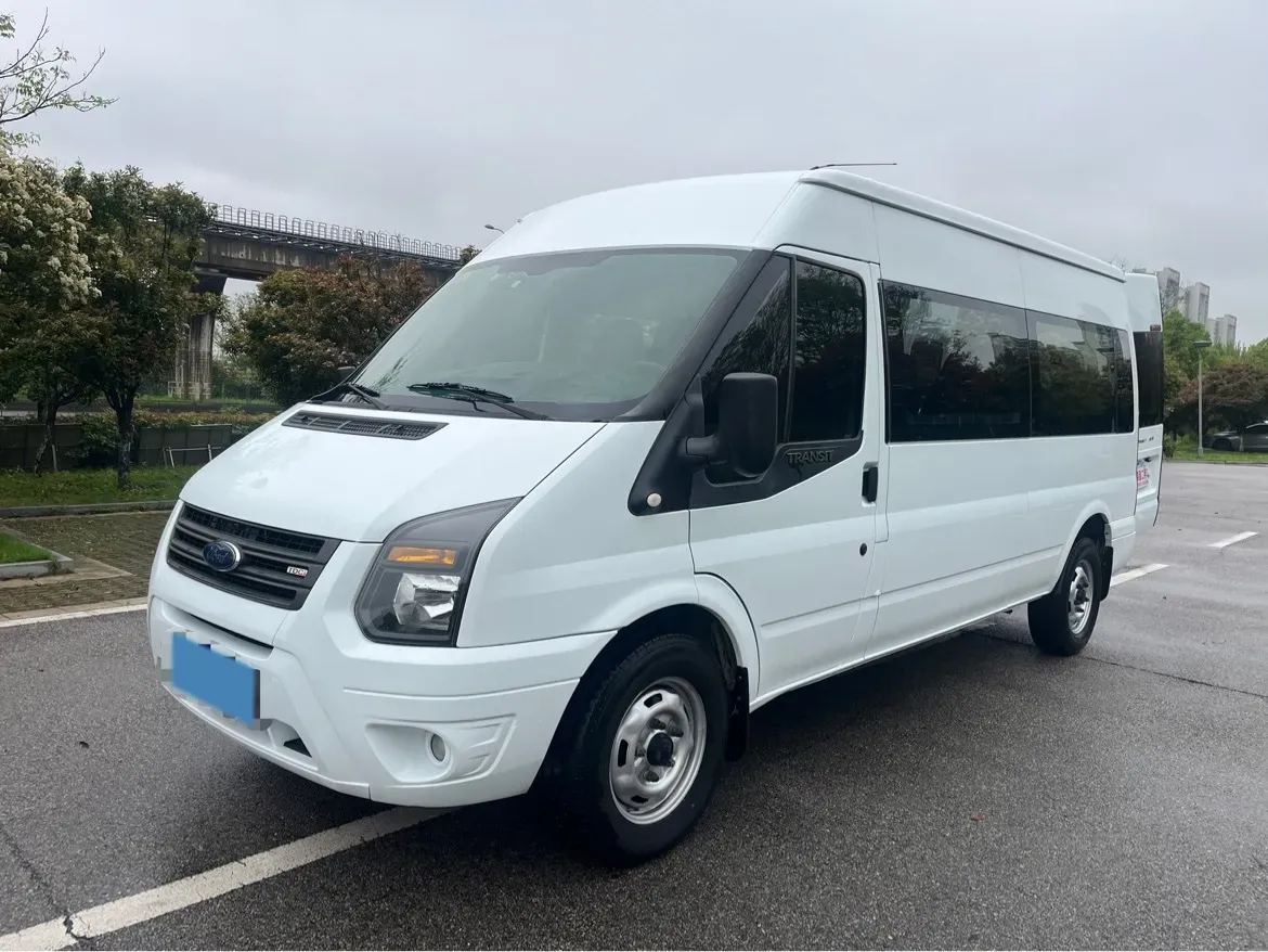 2019 Golden Dragon LingTe 3.0T 150HP L4 6MT,autocango,china used car exporter,china ev exporter,chinese used car exporter,chinese used ev exporter