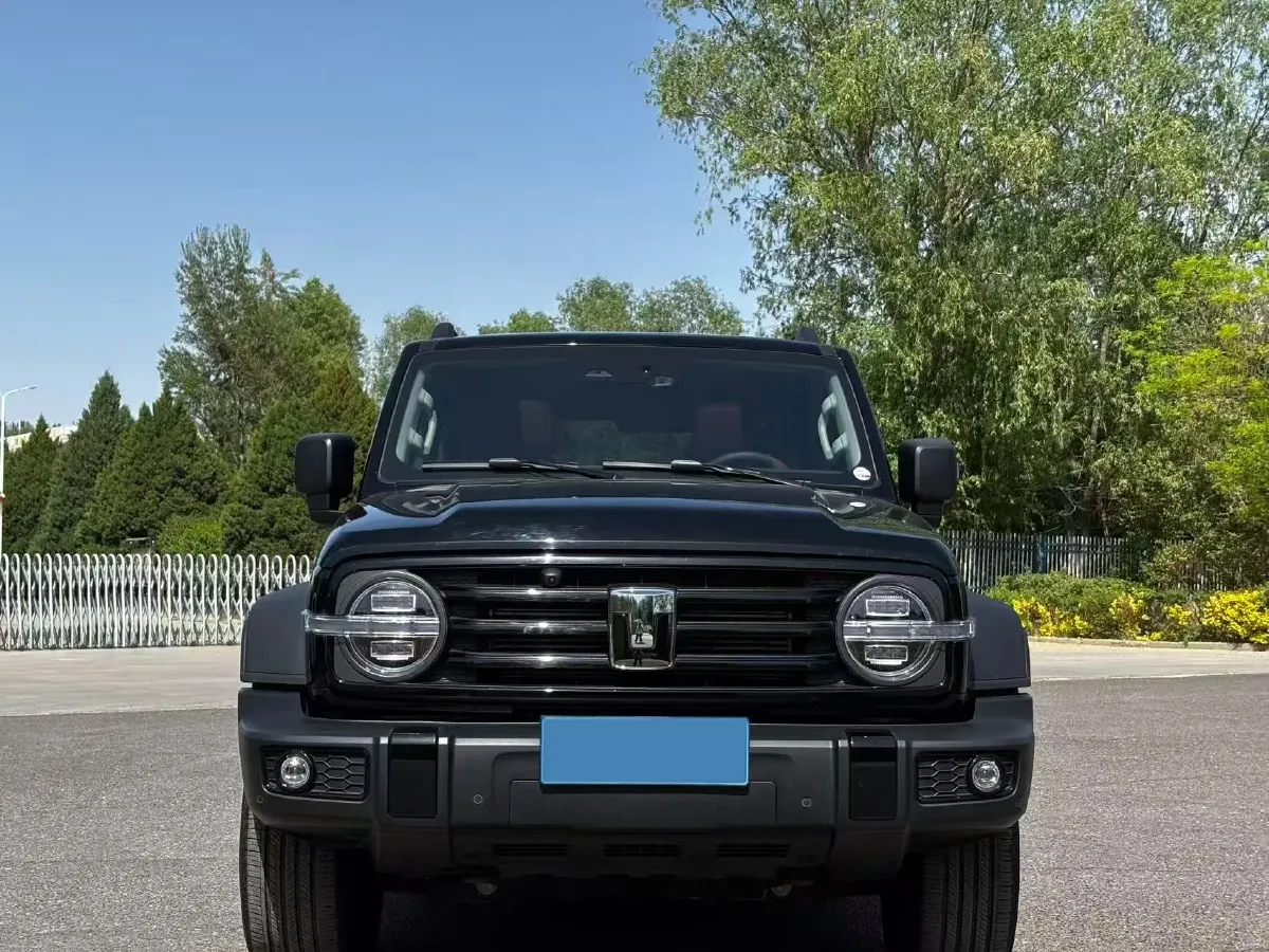 2021 Tank 300 2.0T 227HP L4 8AT,autocango,china used car exporter,china ev exporter,chinese used car exporter,chinese used ev exporter