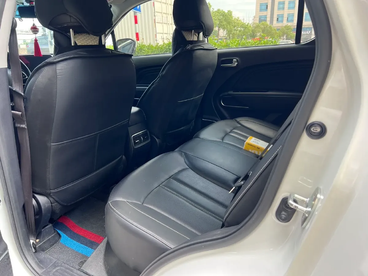 2021 GAC Trumpchi GS3 1.5T 169HP L4 6AT,autocango,china used car exporter,china ev exporter,chinese used car exporter,chinese used ev exporter