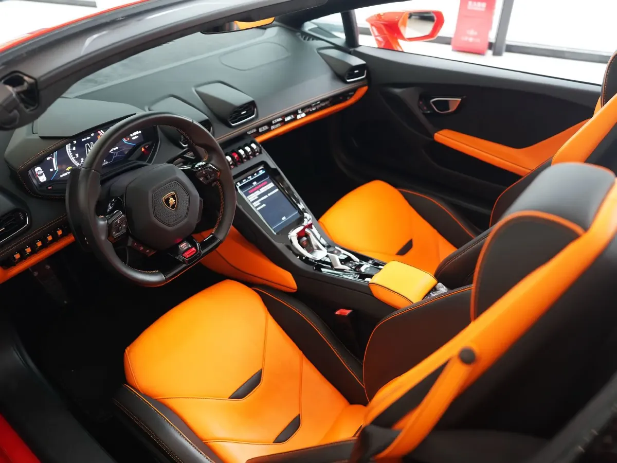 2019 Lamborghini Huracán 5.2L 640HP V10 7DCT,autocango,china used car exporter,china ev exporter,chinese used car exporter,chinese used ev exporter