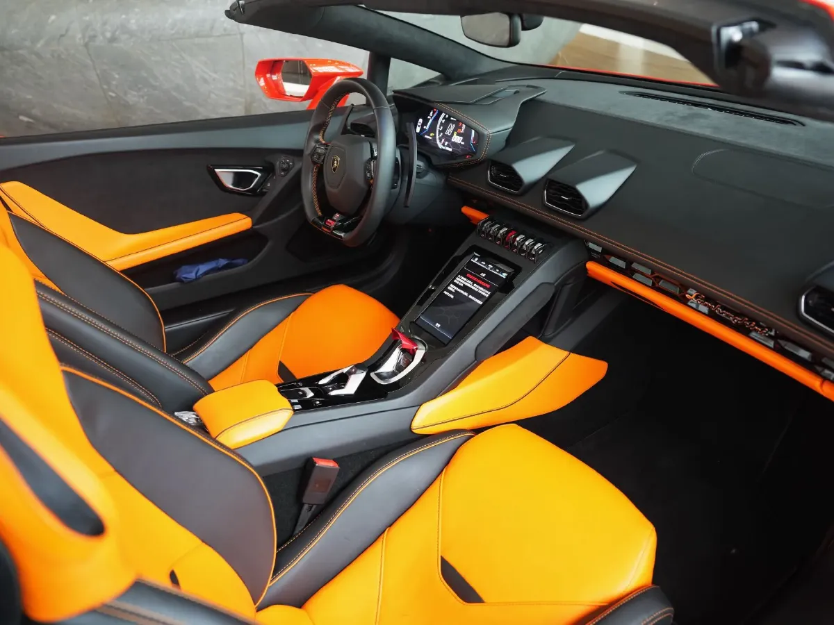 2019 Lamborghini Huracán 5.2L 640HP V10 7DCT,autocango,china used car exporter,china ev exporter,chinese used car exporter,chinese used ev exporter