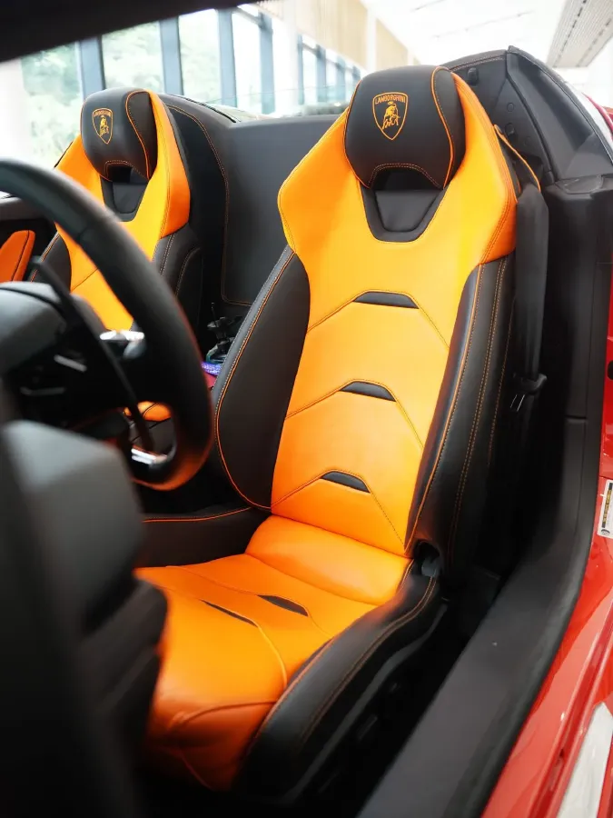 2019 Lamborghini Huracán 5.2L 640HP V10 7DCT,autocango,china used car exporter,china ev exporter,chinese used car exporter,chinese used ev exporter