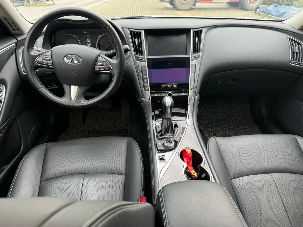2016 Infiniti Q50L 2.0T 211HP L4 7AT,autocango,china used car exporter,china ev exporter,chinese used car exporter,chinese used ev exporter