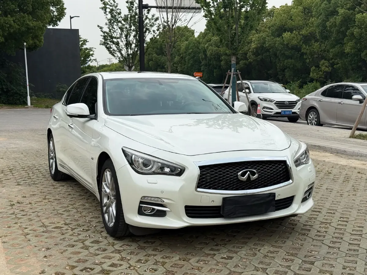 2016 Infiniti Q50L 2.0T 211HP L4 7AT,autocango,china used car exporter,china ev exporter,chinese used car exporter,chinese used ev exporter