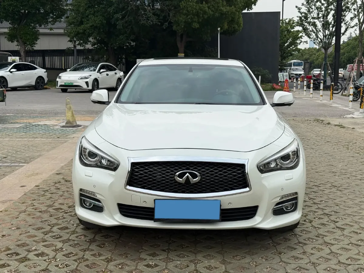 2016 Infiniti Q50L 2.0T 211HP L4 7AT,autocango,china used car exporter,china ev exporter,chinese used car exporter,chinese used ev exporter