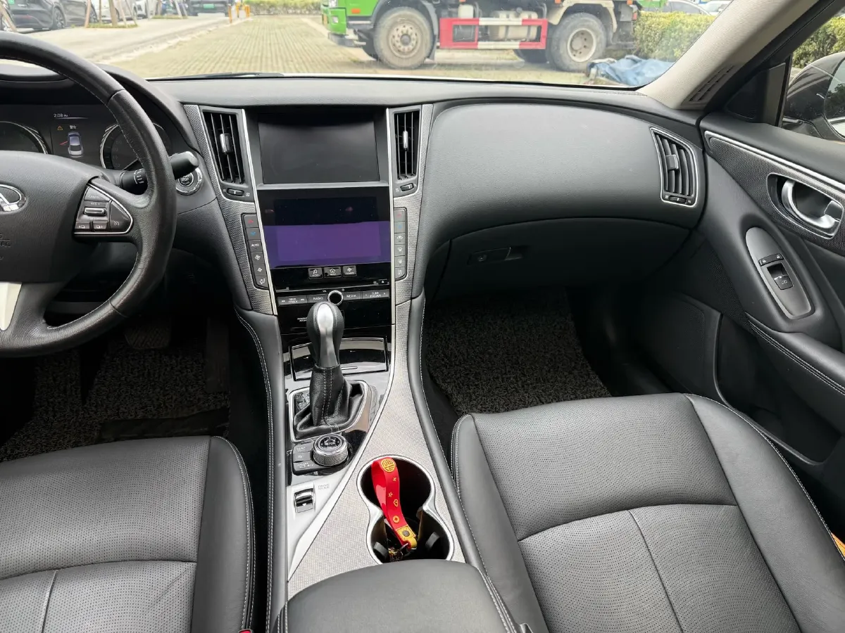 2016 Infiniti Q50L 2.0T 211HP L4 7AT,autocango,china used car exporter,china ev exporter,chinese used car exporter,chinese used ev exporter
