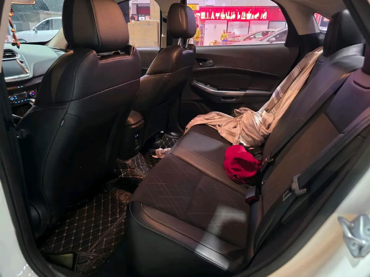 2019 Ford Escort 1.5L 122HP L3 6AT,autocango,china used car exporter,china ev exporter,chinese used car exporter,chinese used ev exporter