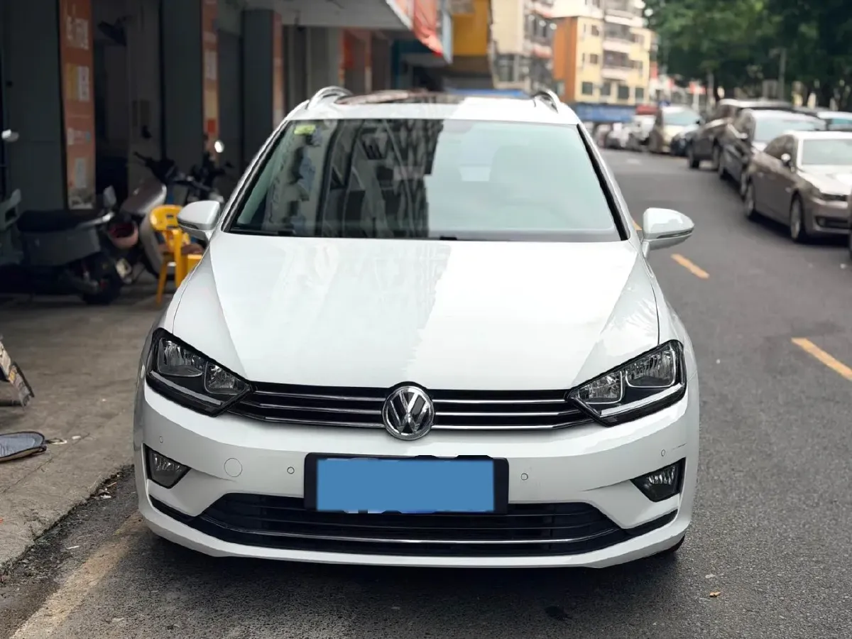 2018 Volkswagen Golf Sportsvan 1.4T 131HP L4 7DCT,autocango,china used car exporter,china ev exporter,chinese used car exporter,chinese used ev exporter