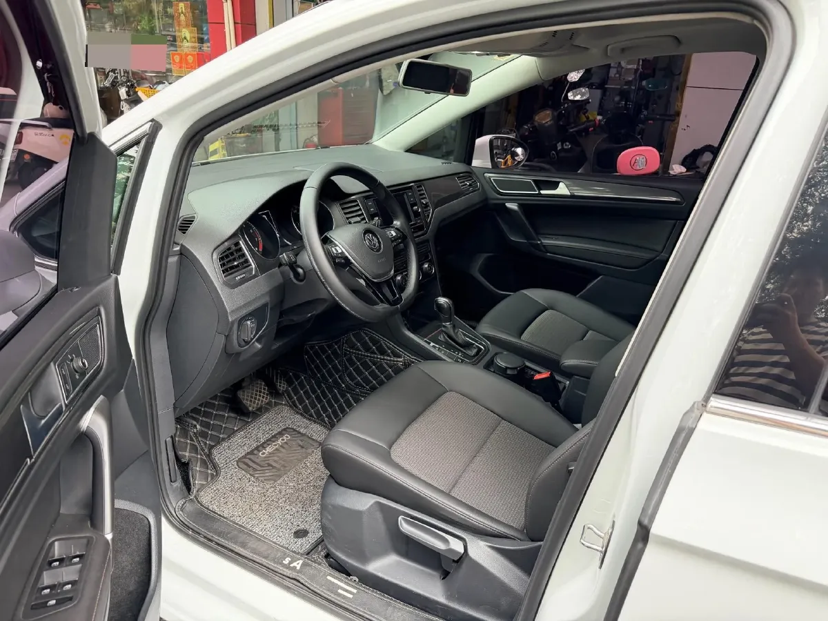 2018 Volkswagen Golf Sportsvan 1.4T 131HP L4 7DCT,autocango,china used car exporter,china ev exporter,chinese used car exporter,chinese used ev exporter